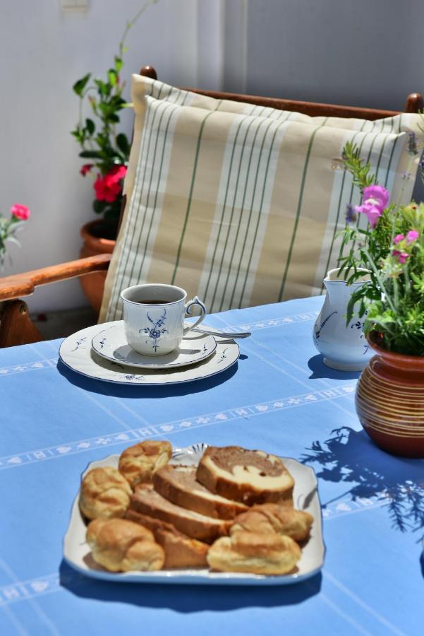 Feel At - Family House In Hydra Apartment