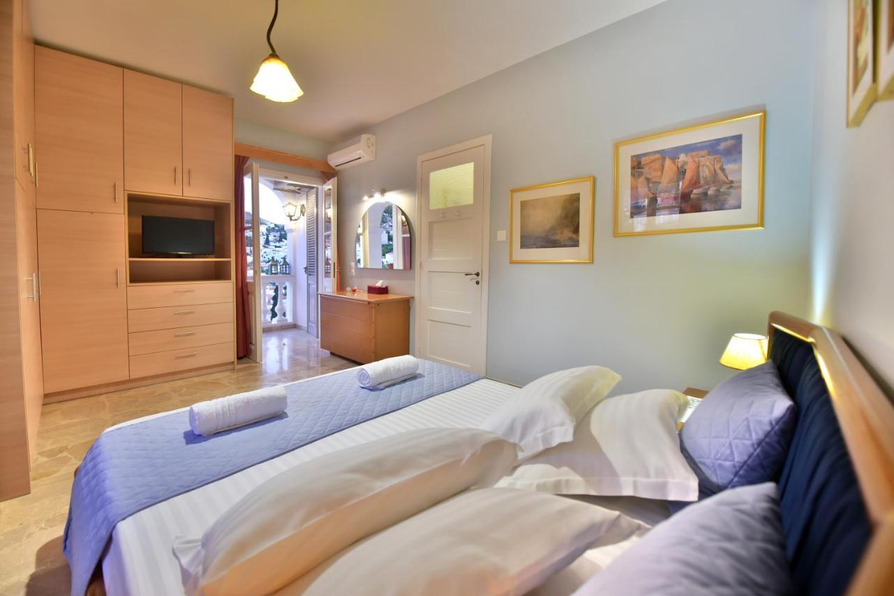 Feel At - Family House In Hydra Apartment *
